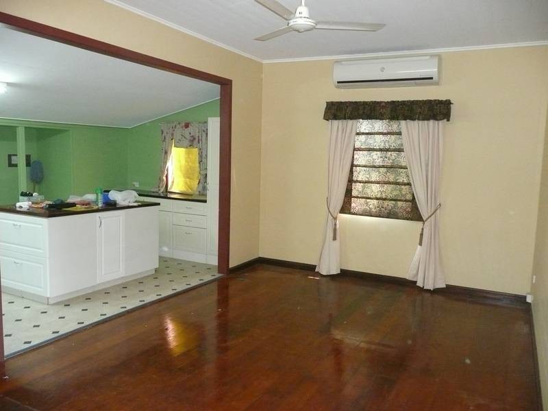 15 Kennedy Street, Bowen QLD 4805