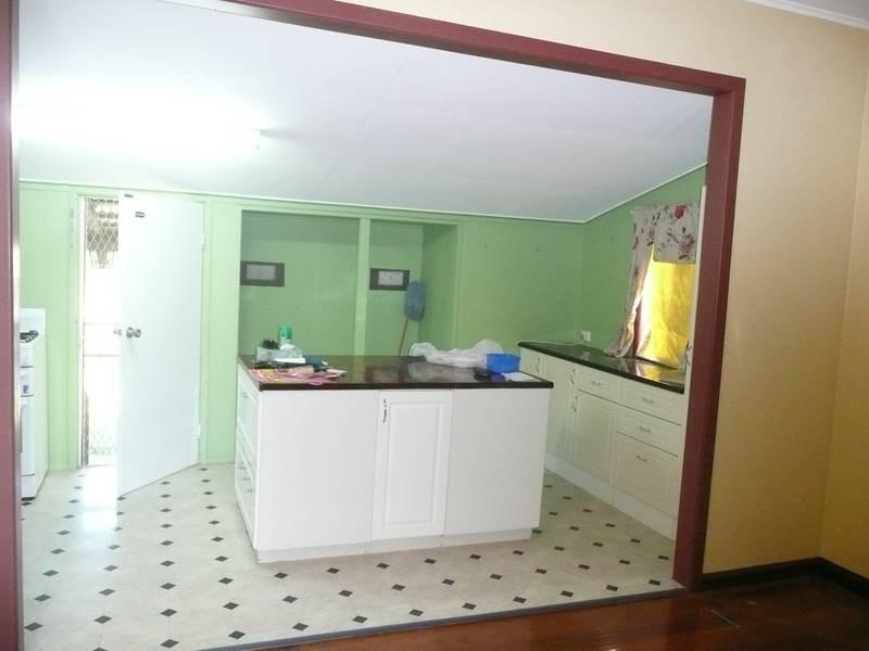 15 Kennedy Street, Bowen QLD 4805