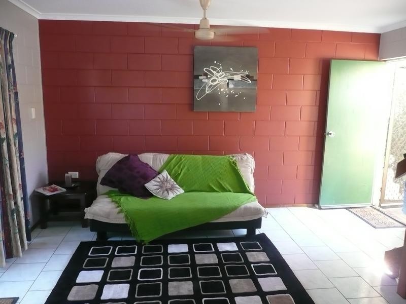 4/2a Powell Street, Bowen QLD 4805