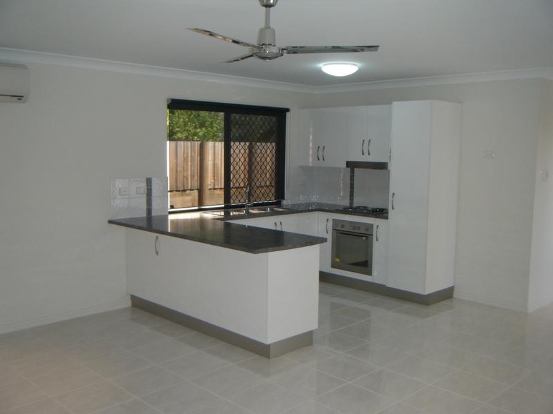 1/63 REYNOLDS STREET, Bowen QLD 4805