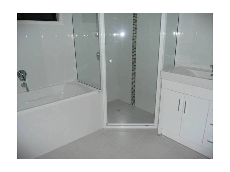 2/8 Gilbert Street, Bowen QLD 4805