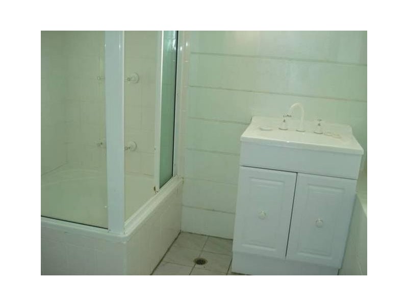 2/14 Casuarina Street, Bowen QLD 4805