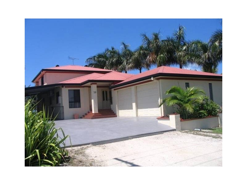 10 Baxter Avenue, Bowen QLD 4805