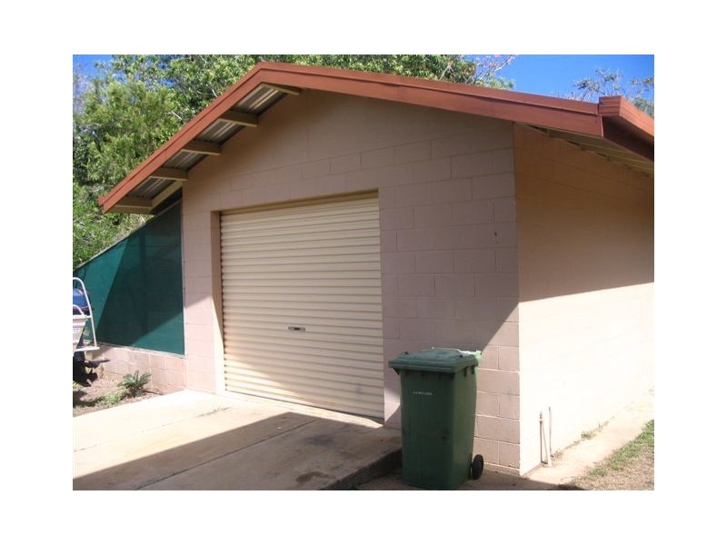 12 Horseshoe Bay Road, Bowen QLD 4805