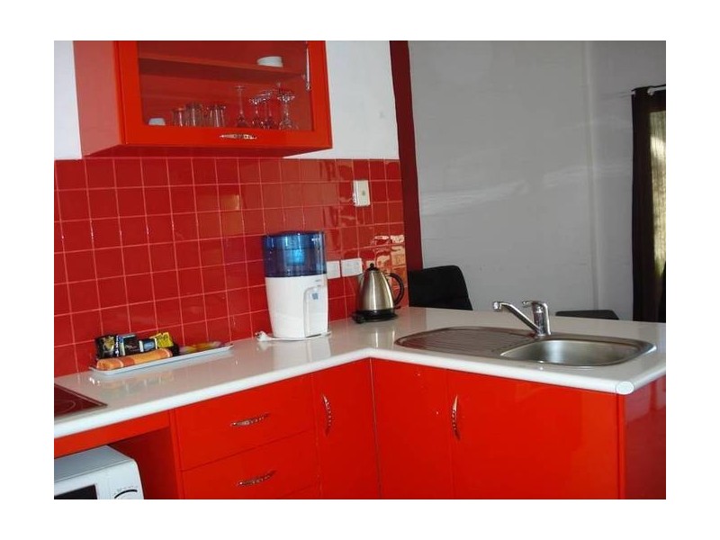 2/8 Pandanus Street, Bowen QLD 4805