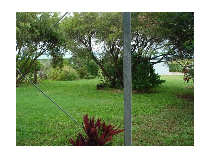 19 Elphinstone Street, Bowen QLD 4805