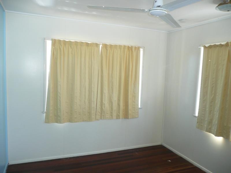 15 Mackenzie Street, Bowen QLD 4805