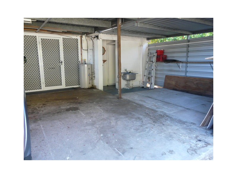 33 Murroona Road, Bowen QLD 4805