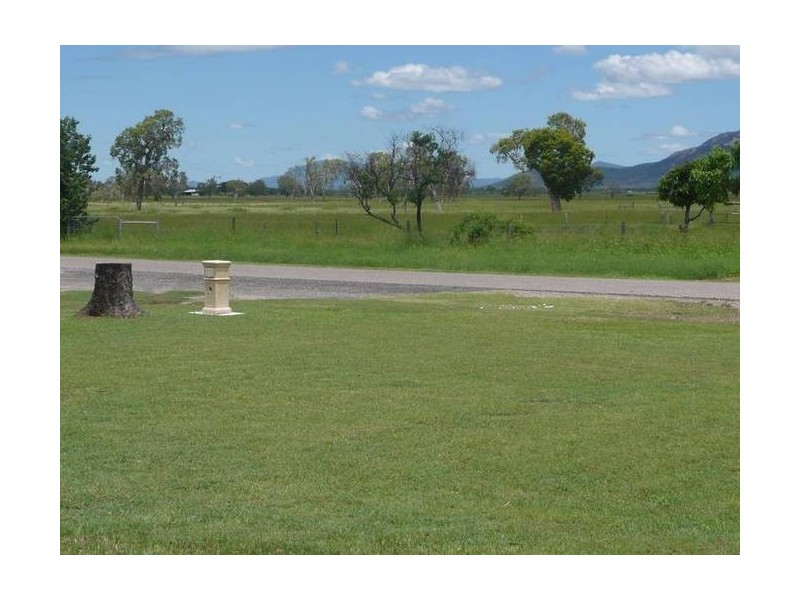 252 Kelsey Road, Bowen QLD 4805