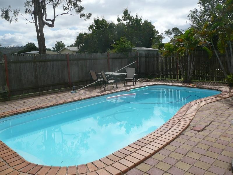 15 Shrubsole, Collinsville QLD 4804