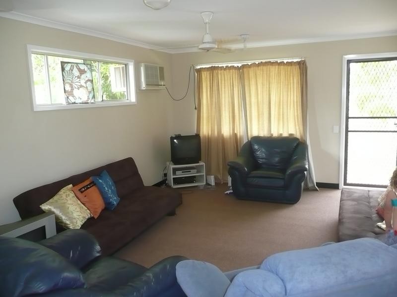 15 Shrubsole, Collinsville QLD 4804