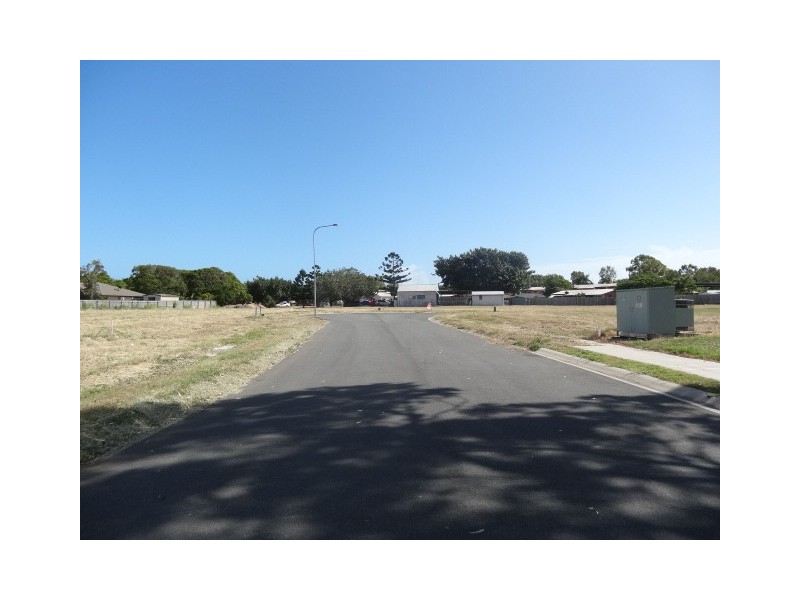 13 Ada Place, Bowen QLD 4805