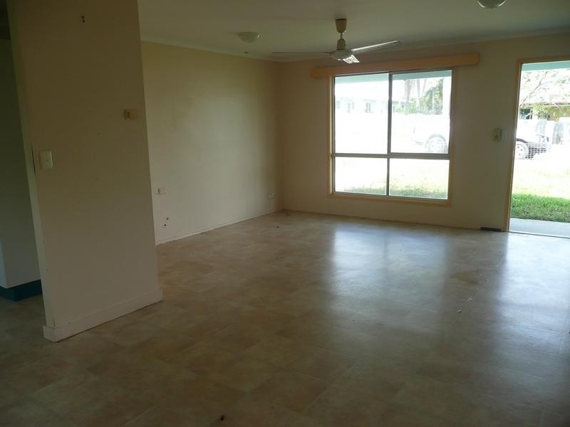 2 Martin Street, Bowen QLD 4805