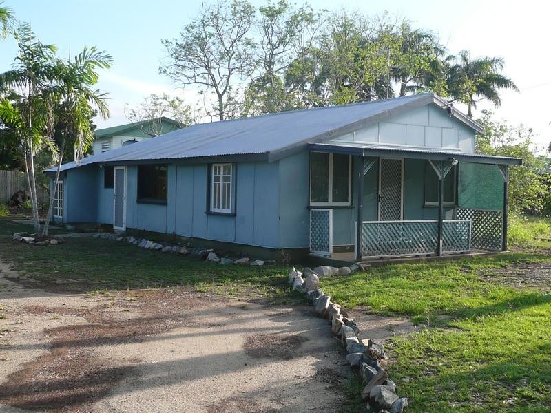 41 Horseshoe Bay Road, Bowen QLD 4805