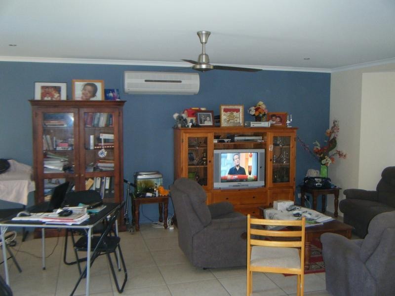 8 Allen Place, Bowen QLD 4805