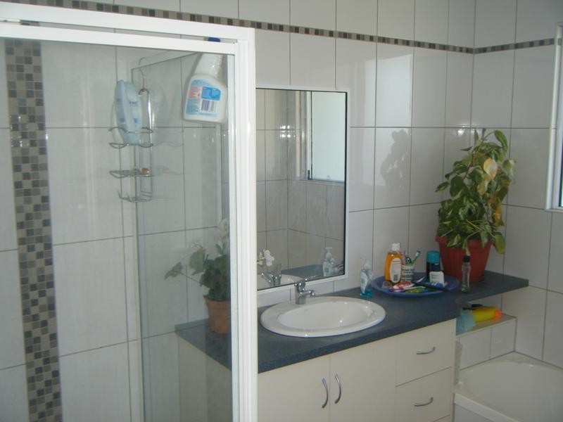 8 Allen Place, Bowen QLD 4805