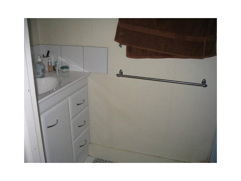 2/57 Livingstone Street, Bowen QLD 4805