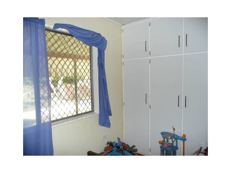 2/57 Livingstone Street, Bowen QLD 4805