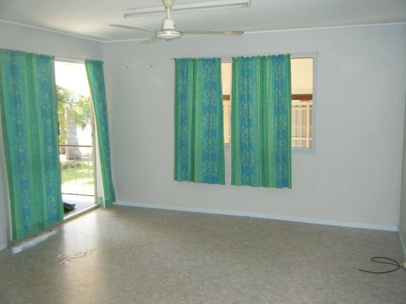 10 Dove Street, Bowen QLD 4805