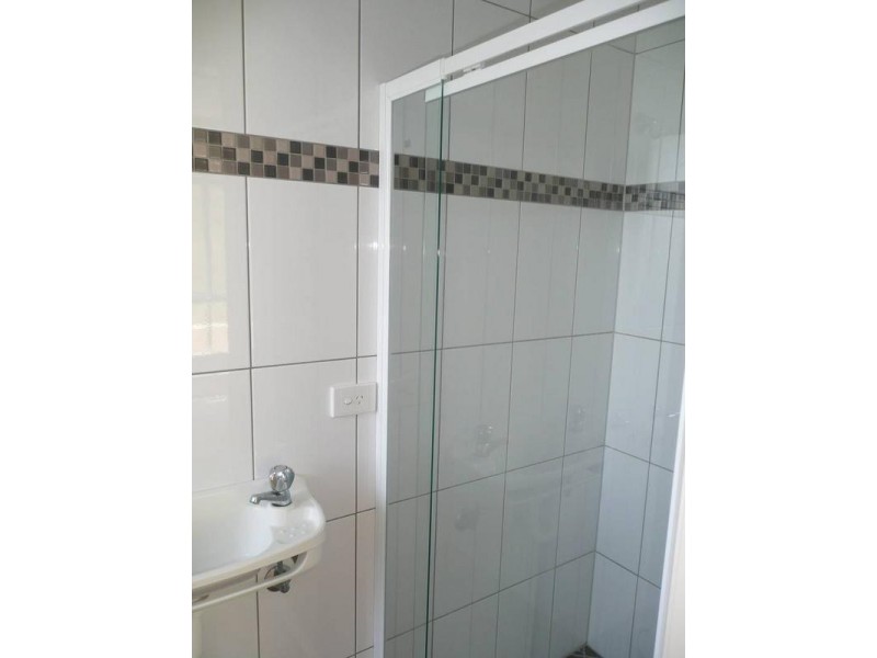 8 Allan Place, Bowen QLD 4805