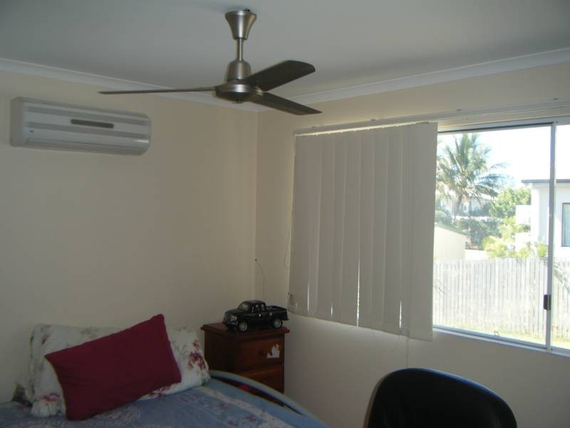 8 Allan Place, Bowen QLD 4805
