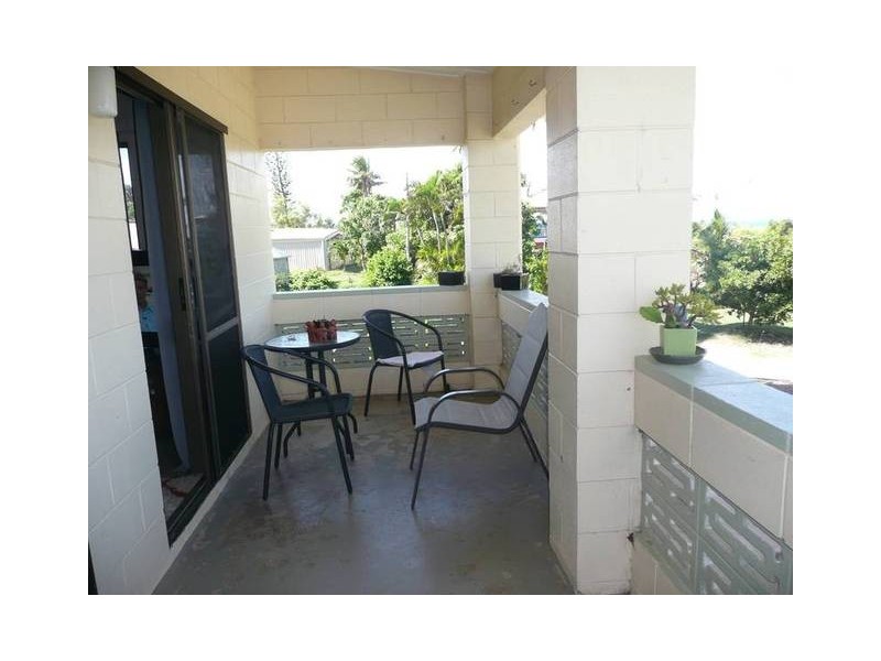 12 Wentworth Street, Bowen QLD 4805
