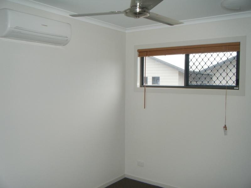 2/32 St Kilda Street, Bowen QLD 4805