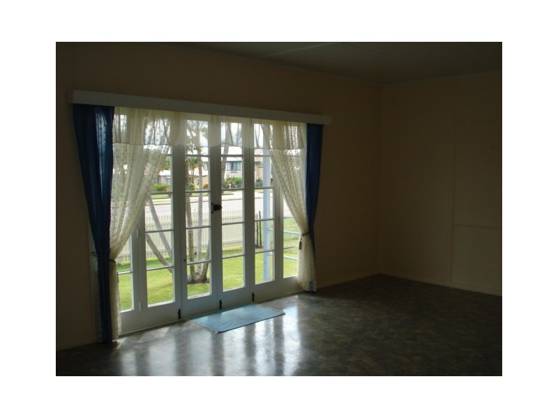 127 Herbert Street, Bowen QLD 4805