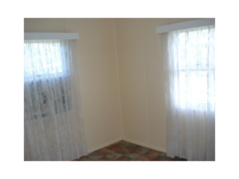 127 Herbert Street, Bowen QLD 4805