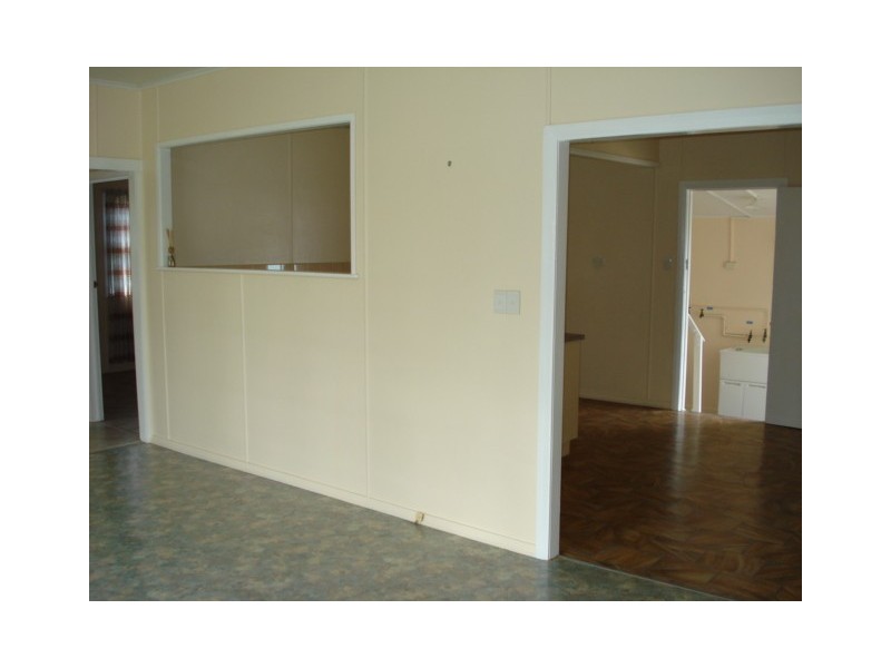 127 Herbert Street, Bowen QLD 4805