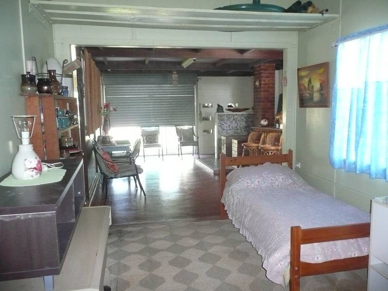 75 Esplanade, Bowen QLD 4805