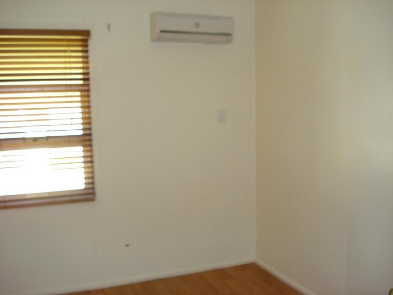 36 Poole Street, Bowen QLD 4805