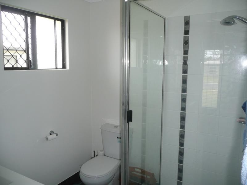 8 Lemon Grove, Bowen QLD 4805