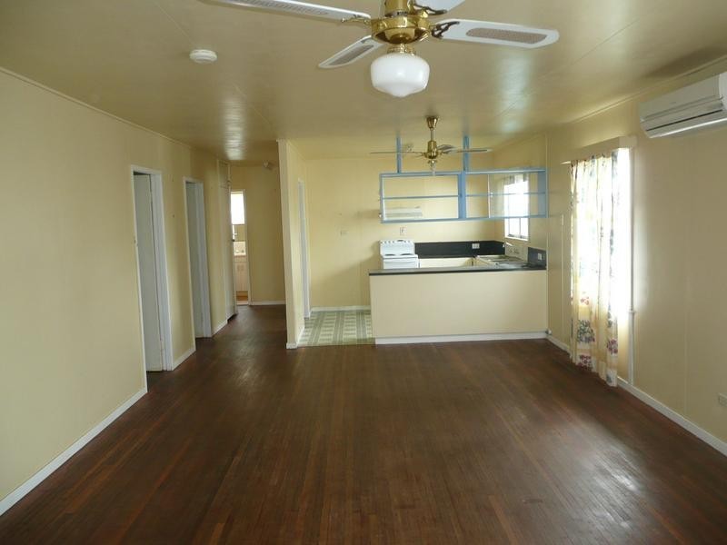 54 Herbert Street, Bowen QLD 4805