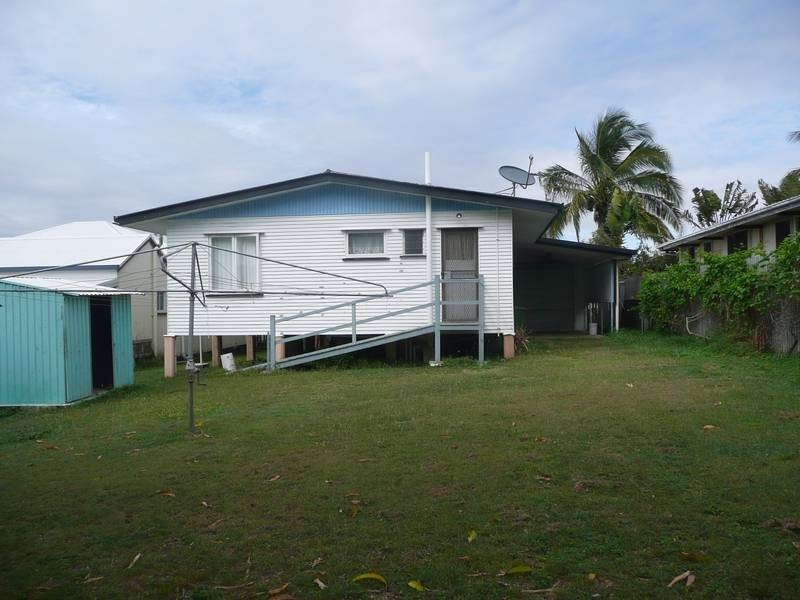 54 Herbert Street, Bowen QLD 4805