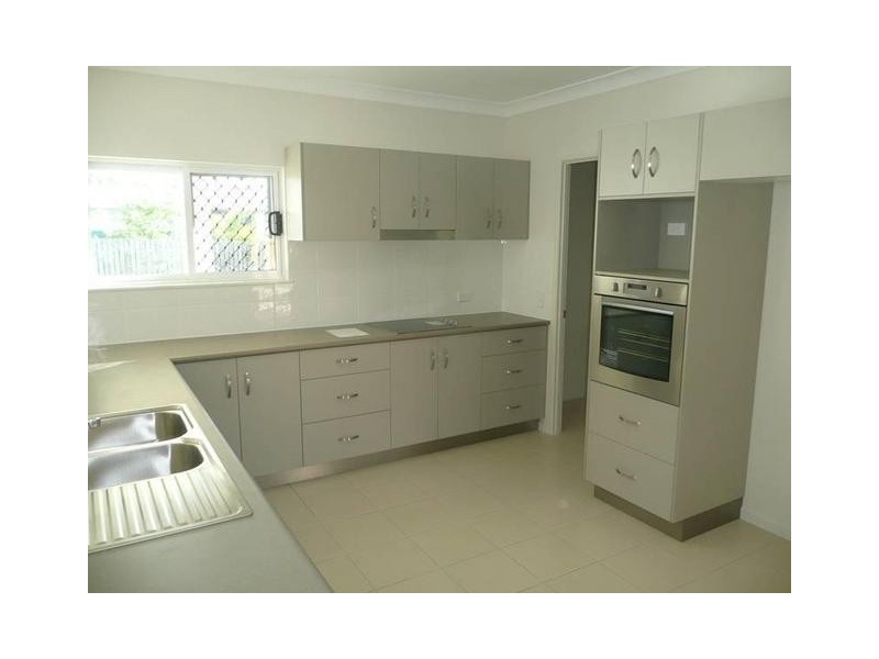 3 Catalina Court, Bowen QLD 4805