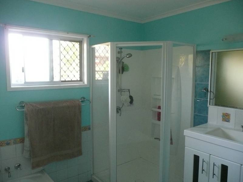 18 Gloucester Street, Bowen QLD 4805