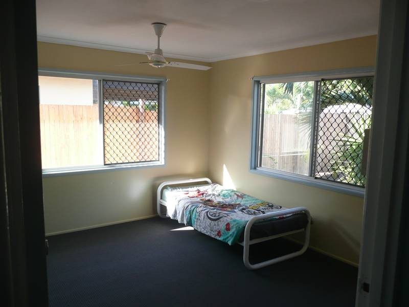 18 Gloucester Street, Bowen QLD 4805