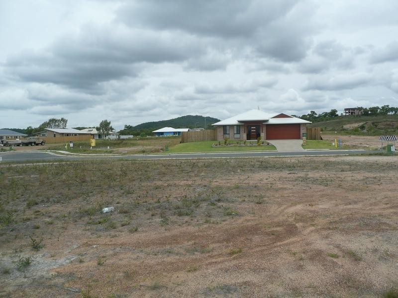 8 Cypress Crescent, Bowen QLD 4805