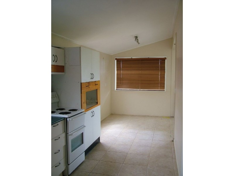 53 Whyte Avenue, Bowen QLD 4805