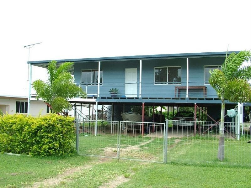 53 Whyte Avenue, Bowen QLD 4805