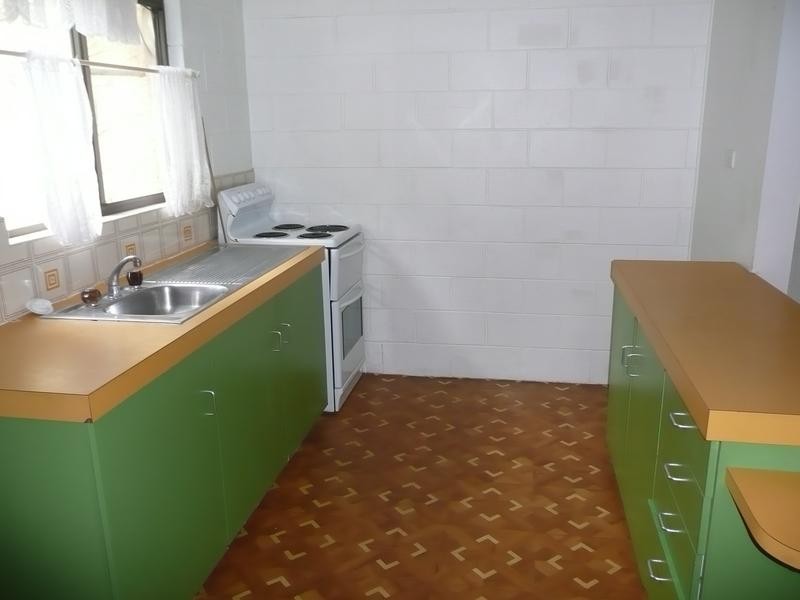 6/2a Powell Street, Bowen QLD 4805