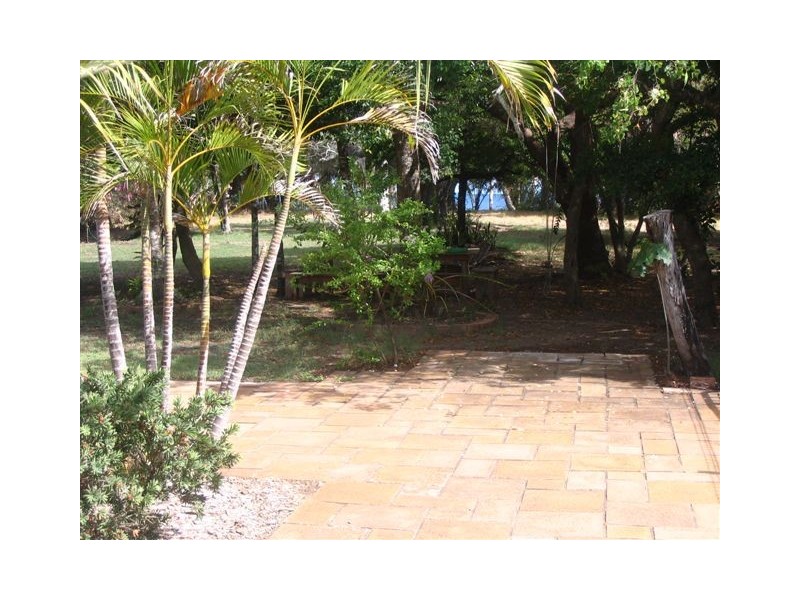 12 Horseshoe Bay Road, Bowen QLD 4805