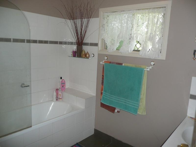 1 Craigie Court, Bowen QLD 4805