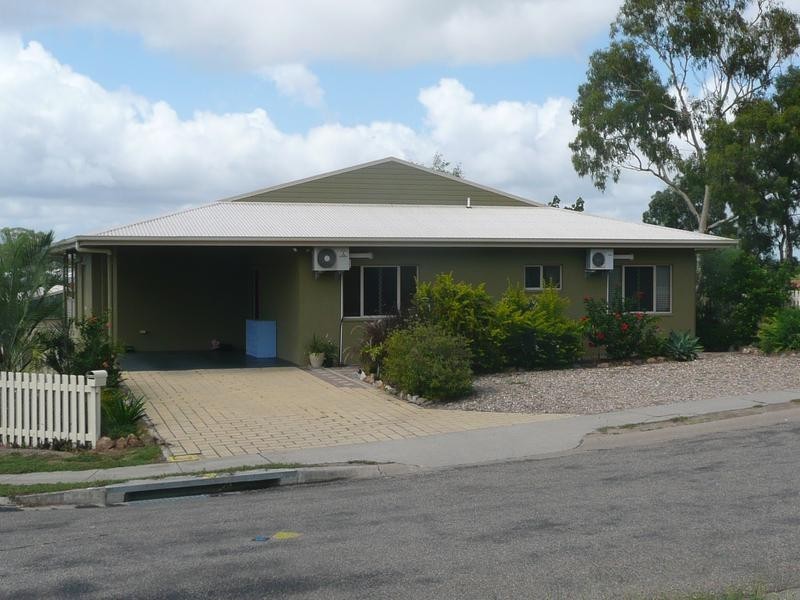 1 Craigie Court, Bowen QLD 4805