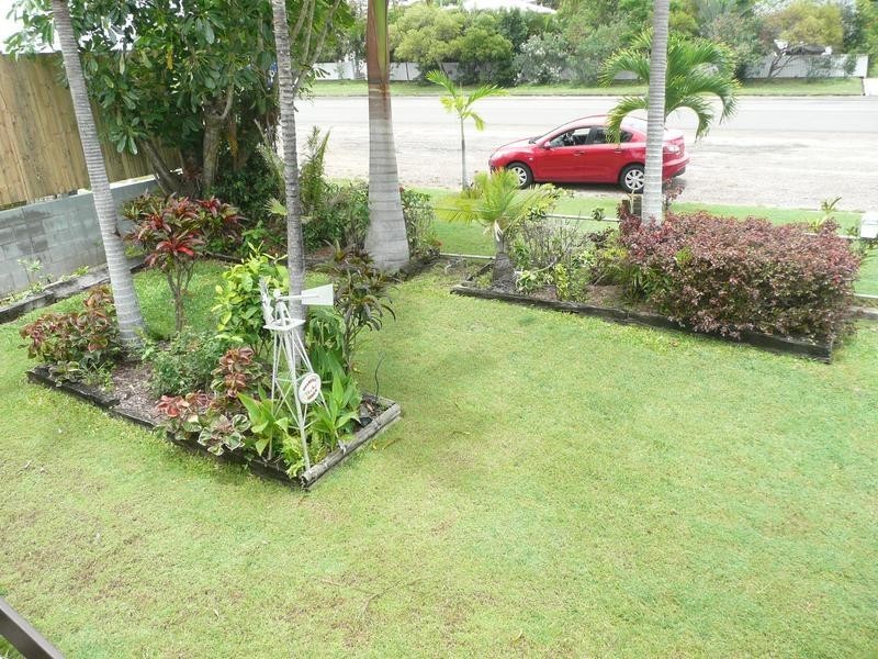 37 Livingstone Street, Bowen QLD 4805