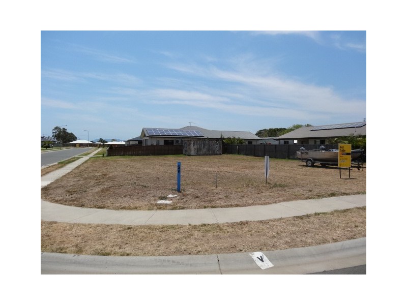 8 Lime Tree Court, Bowen QLD 4805