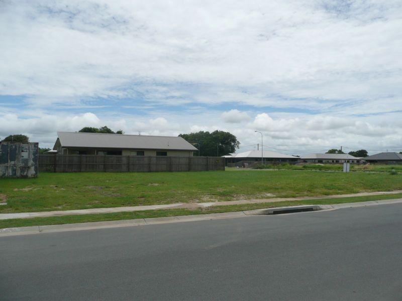 8 Lime Tree Court, Bowen QLD 4805