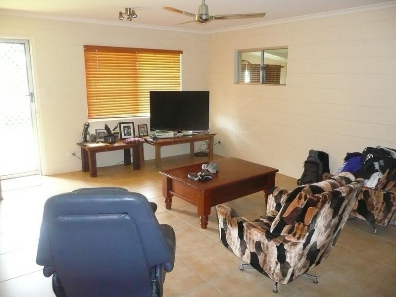 32 Russell Street, Bowen QLD 4805