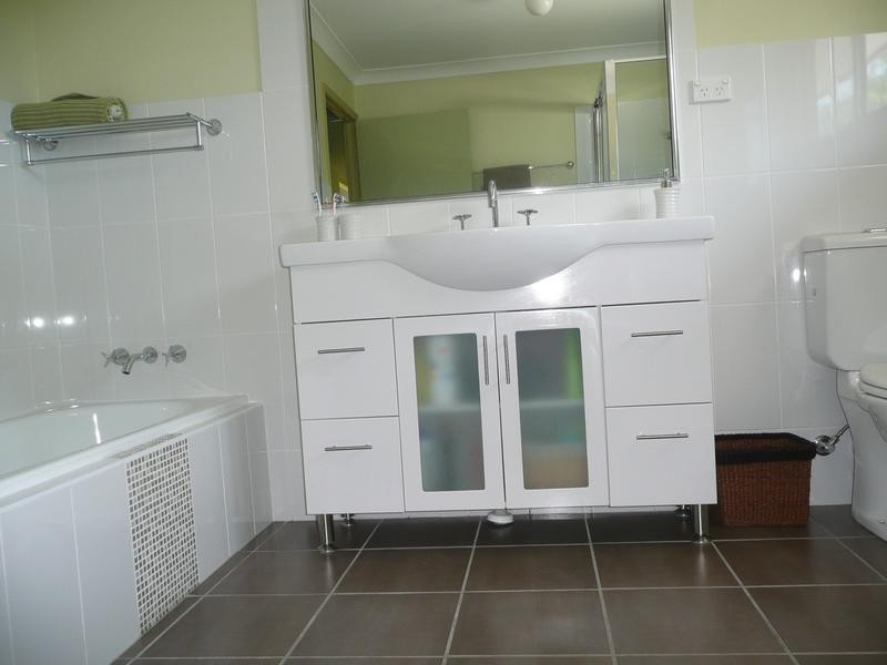 15 Eglinton Street, Bowen QLD 4805